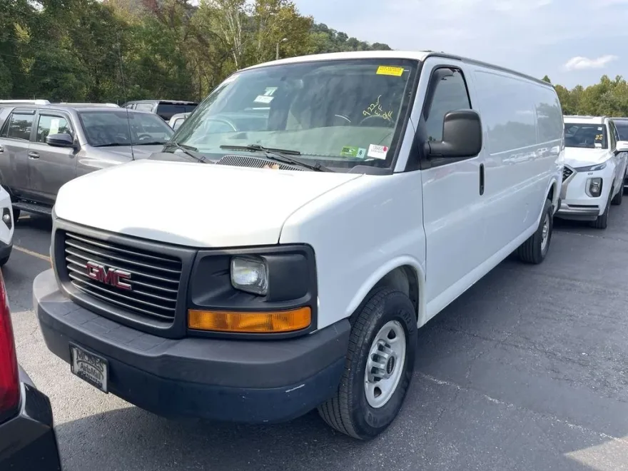 2015 Gmc Savana photo 1