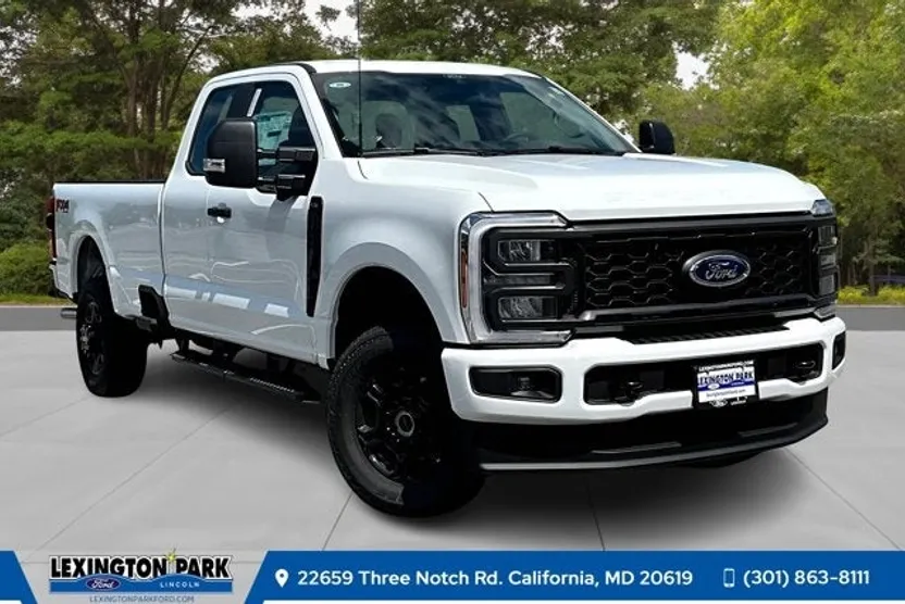 2025 Ford F-350 XL photo 1