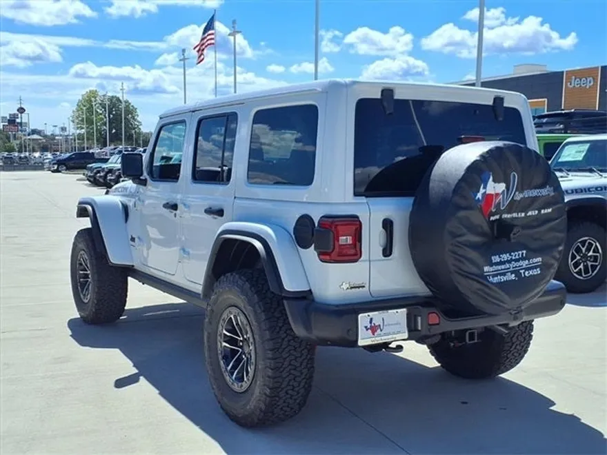 2025 Jeep Wrangler Rubicon X photo 1
