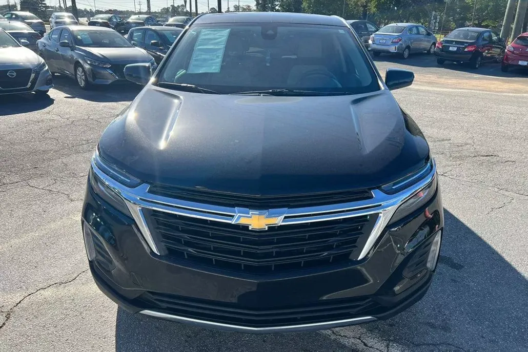 2023 Chevrolet Equinox photo 1