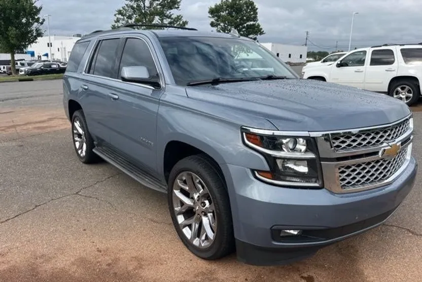 2015 Chevrolet Tahoe LT photo 1