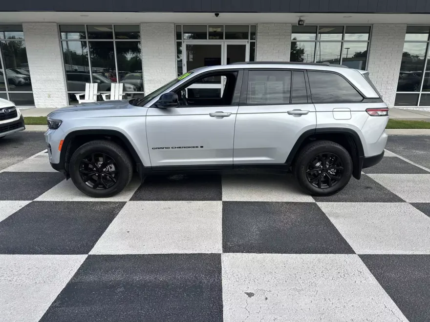 2024 Jeep Grand Cherokee Altitude X photo 1
