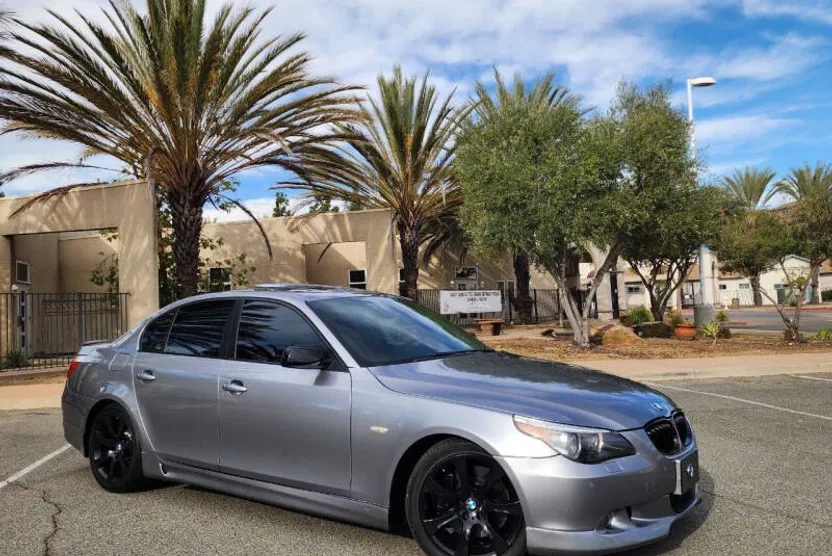 2007 Bmw 550i 5-Series photo 1