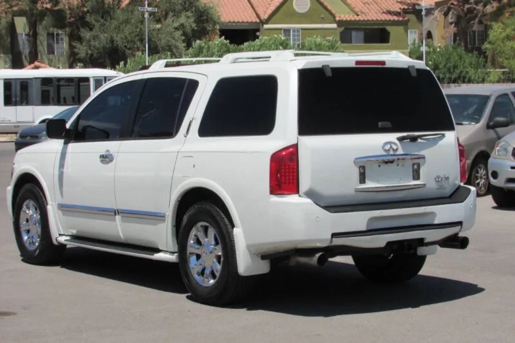2006 Infiniti QX56 photo 1