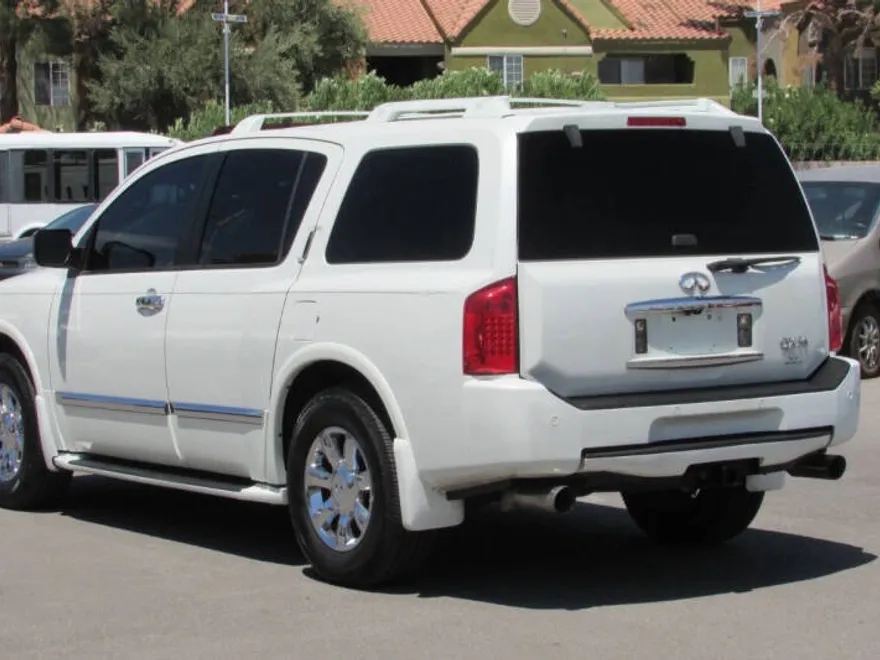 2006 Infiniti QX56 photo 1