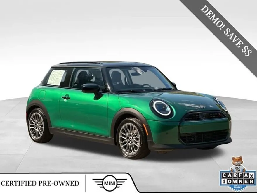 2025 Mini Cooper Signature photo 1