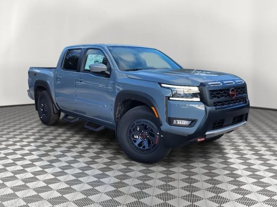 2025 Nissan Frontier PRO-X photo 1