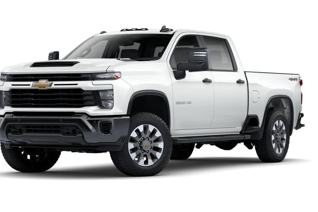 2025 Chevrolet Silverado 2500HD Custom photo 1