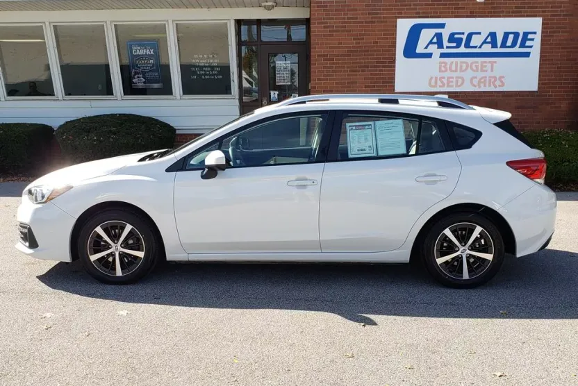 2022 Subaru Impreza Premium photo 1