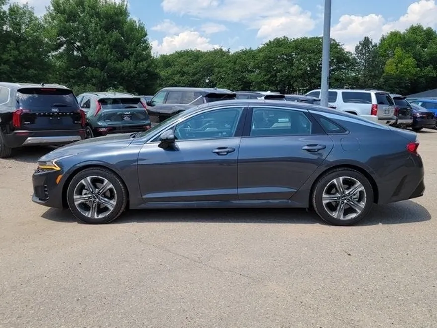 2023 Kia K5 EX photo 1