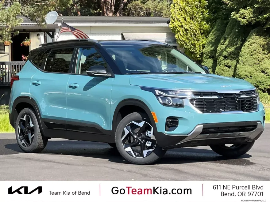 2025 Kia Seltos S photo 1