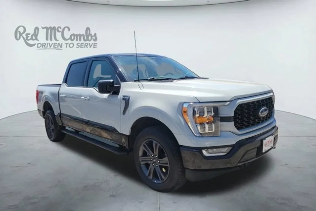 2023 Ford F-150 XLT photo 1
