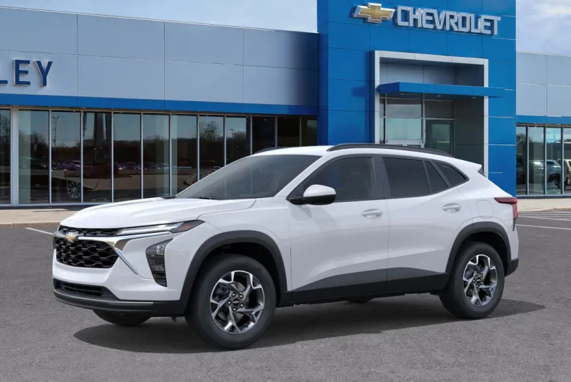 2026 Chevrolet Trax LT photo 1