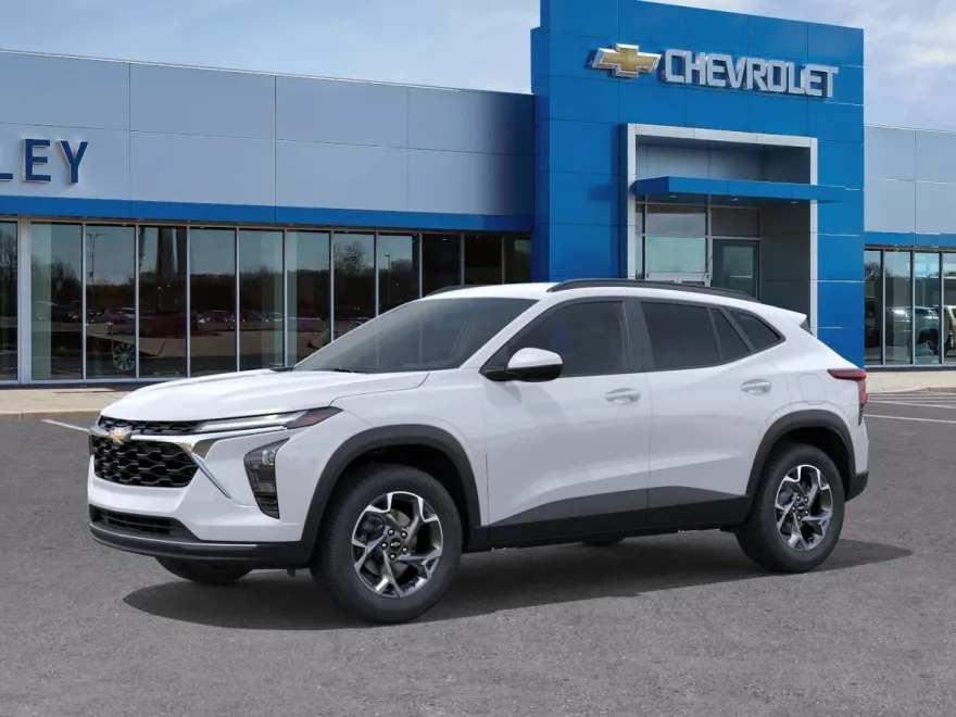 2026 Chevrolet Trax LT photo 1