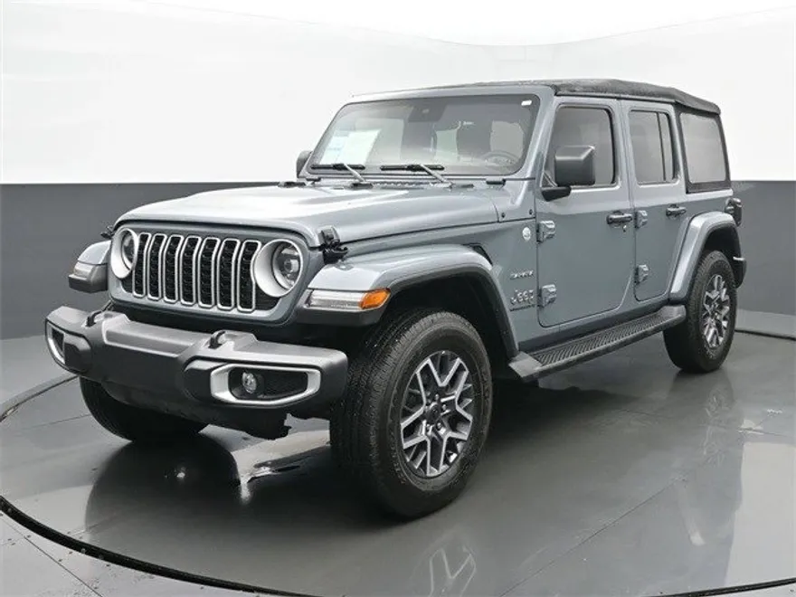 2024 Jeep Wrangler Sahara photo 1
