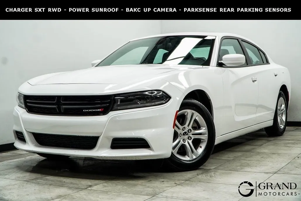 2022 Dodge Charger SXT photo 1