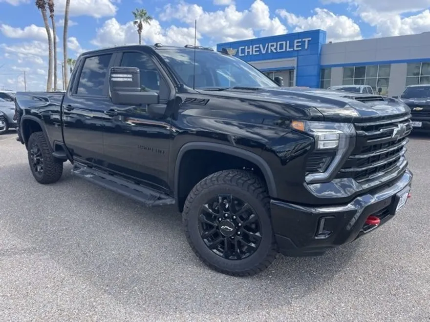 2026 Chevrolet Silverado 2500HD LT photo 1