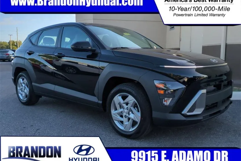 2026 Hyundai Kona SE photo 1