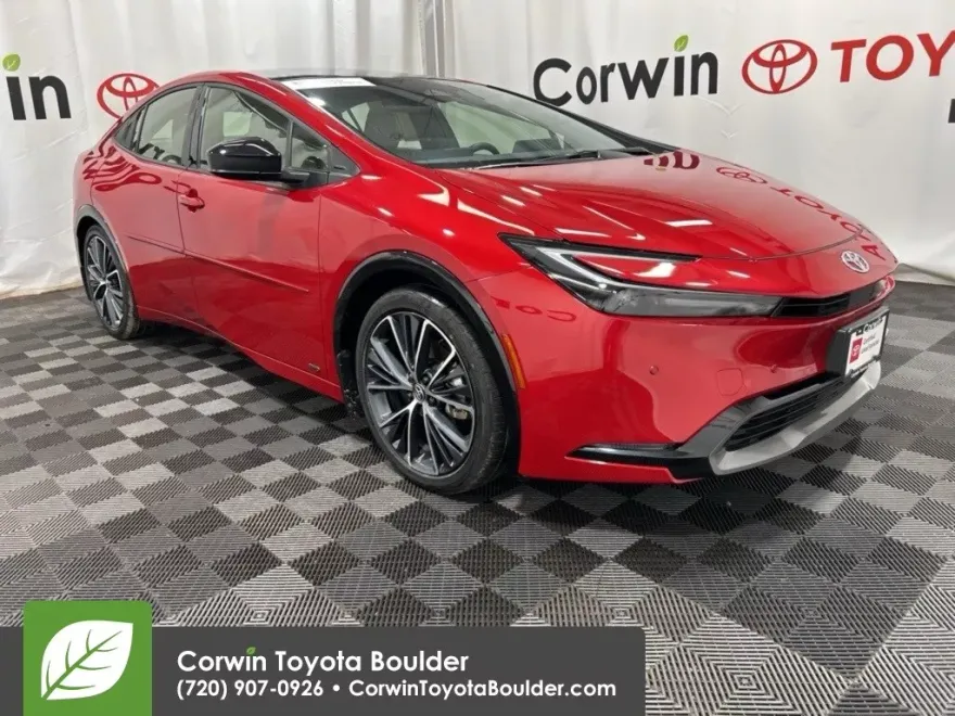 2024 Toyota Prius XLE photo 1