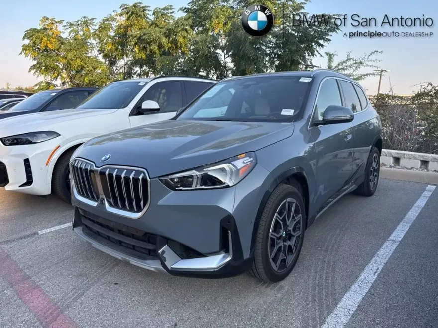 2025 Bmw X1 XDrive28i photo 1