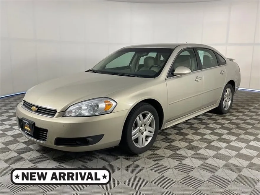 2011 Chevrolet Impala 1LT photo 1