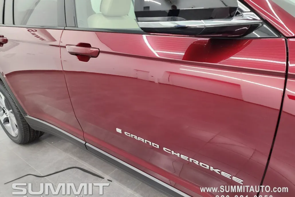 2025 Jeep Cherokee Limited photo 1