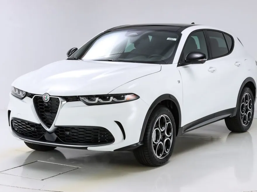 2024 Alfa Romeo Tonale Ti photo 1