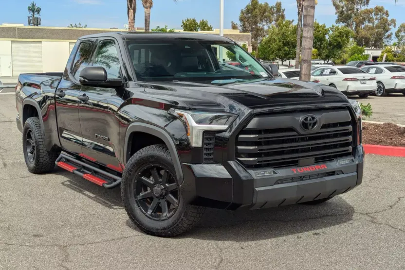 2022 Toyota Tundra SR5 photo 1