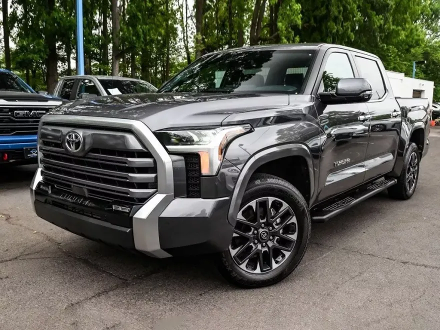 2025 Toyota Tundra Limited photo 1