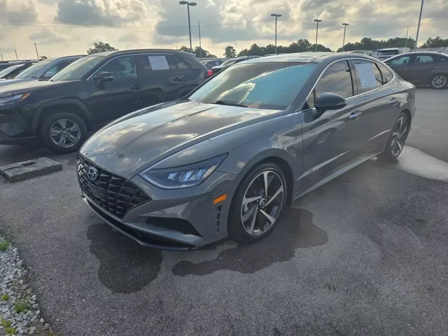 2022 Hyundai Sonata SEL Plus photo 1