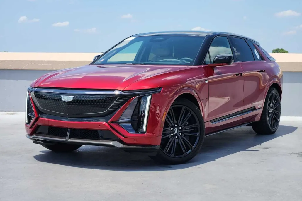 2026 Cadillac Lyriq photo 1