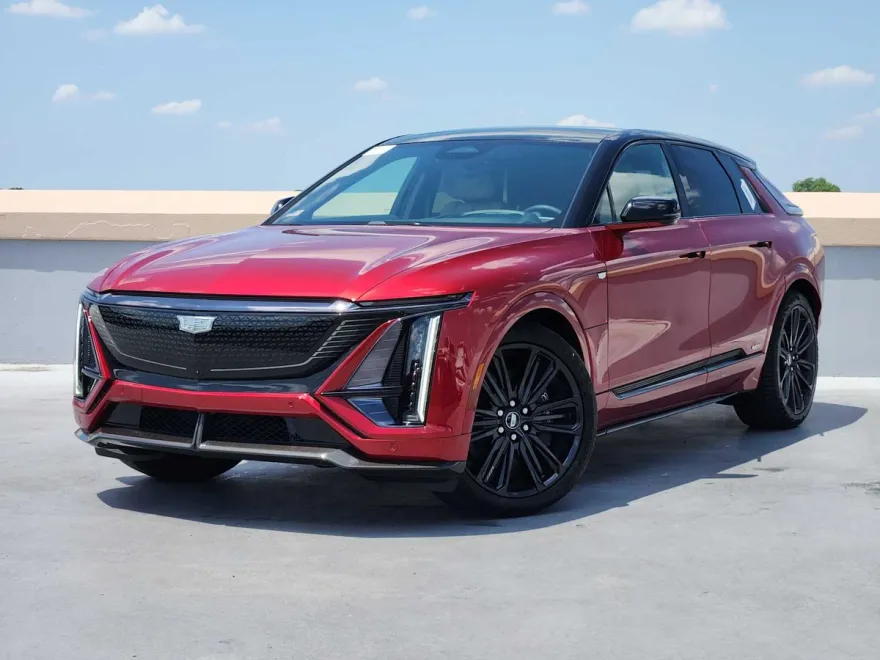 2026 Cadillac Lyriq photo 1