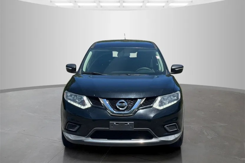 2015 Nissan Rogue S photo 1