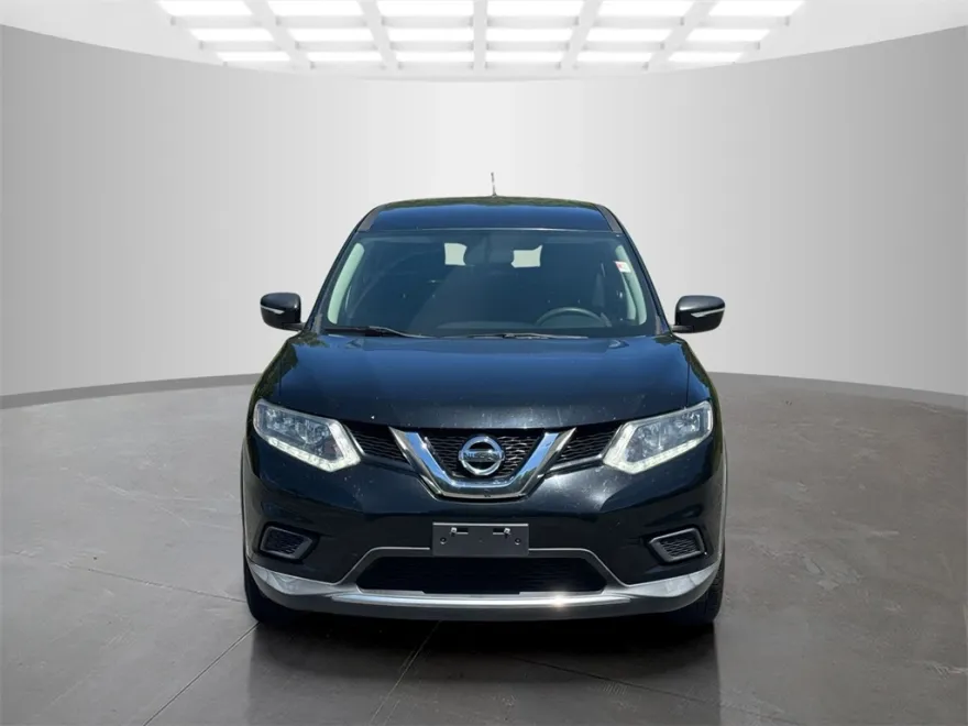 2015 Nissan Rogue S photo 1
