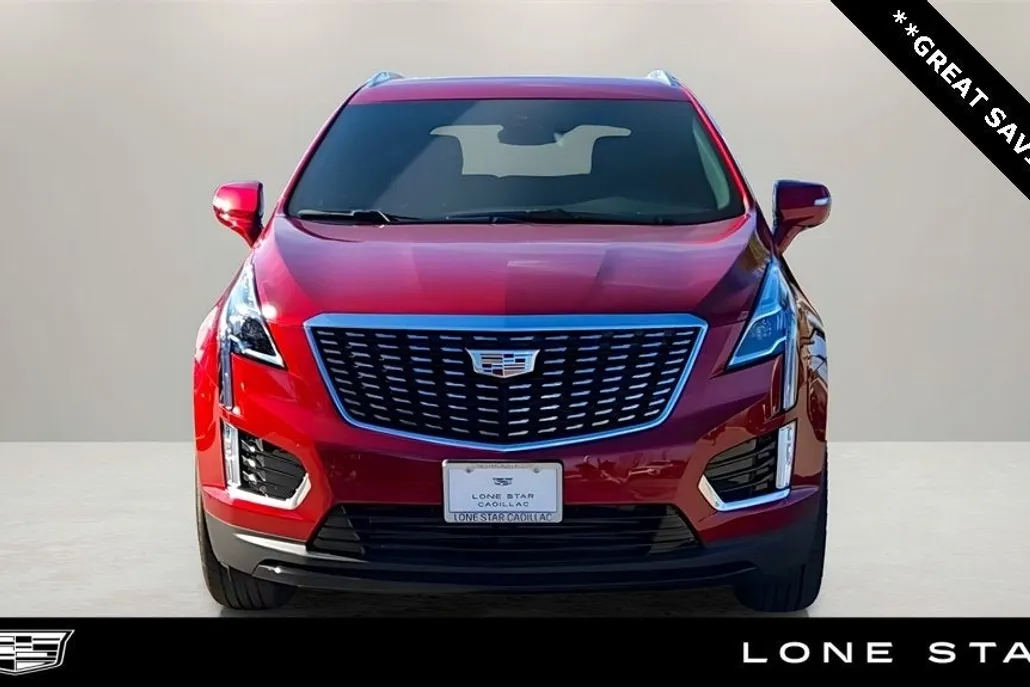 2025 Cadillac XT5 Luxury photo 2