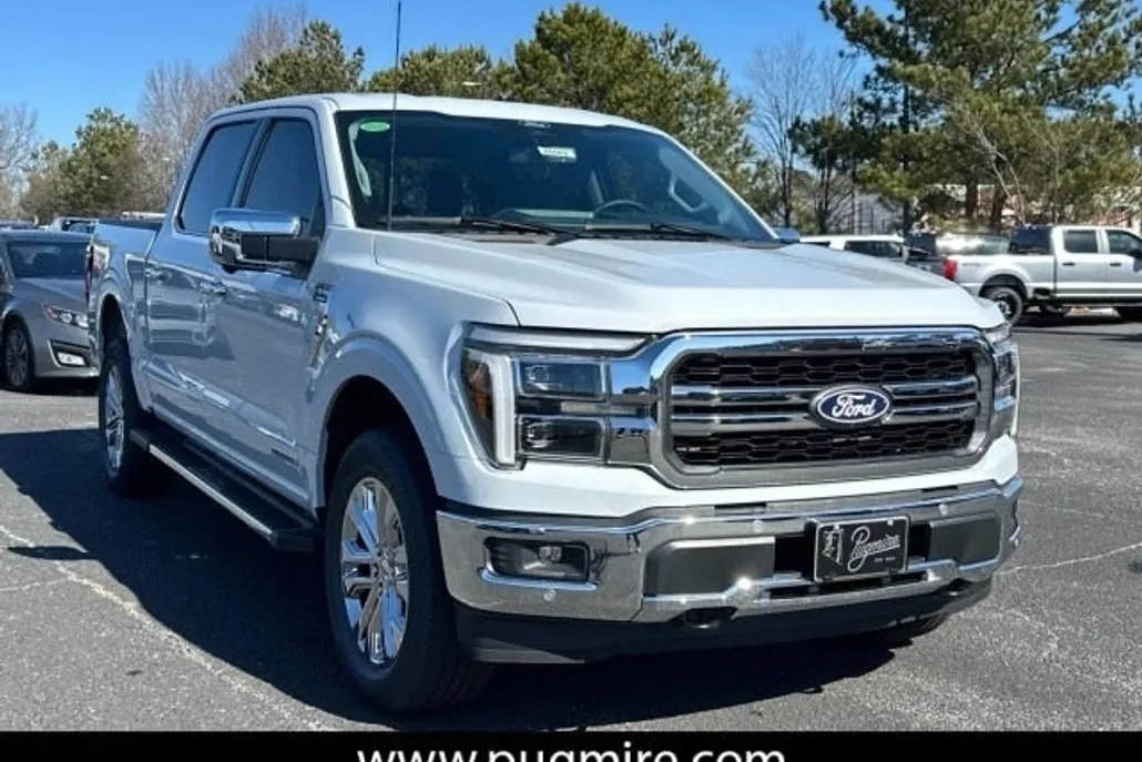 2025 Ford F-150 Lariat photo 1