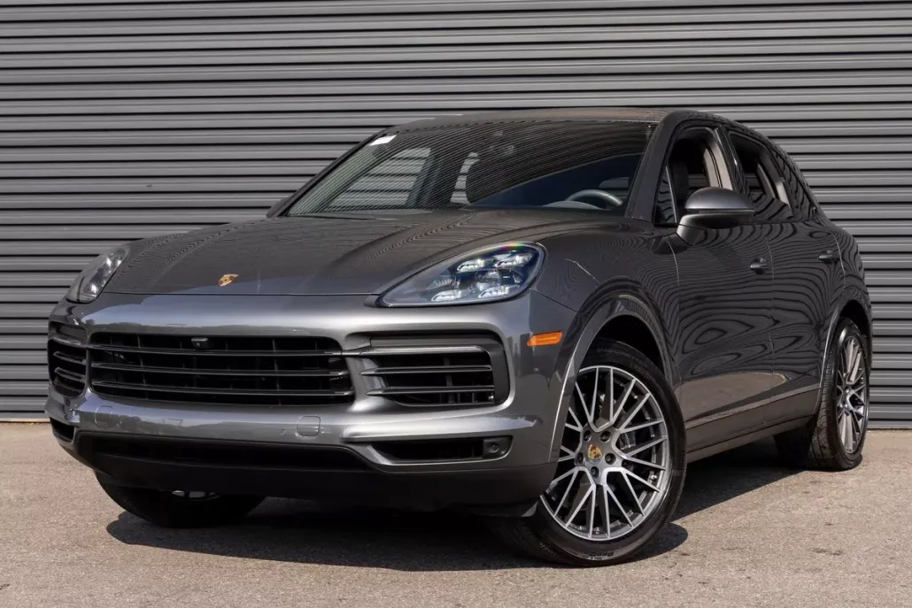2022 Porsche Cayenne Base photo 1