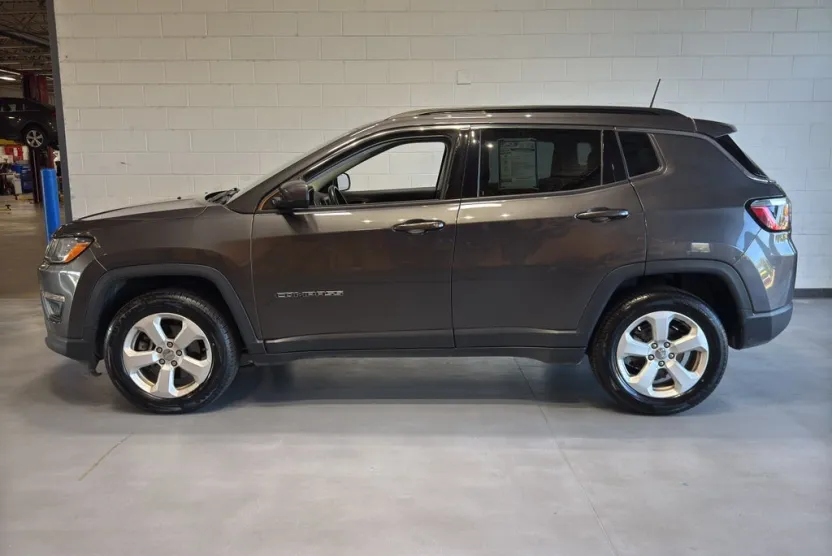 2019 Jeep Compass Latitude photo 1