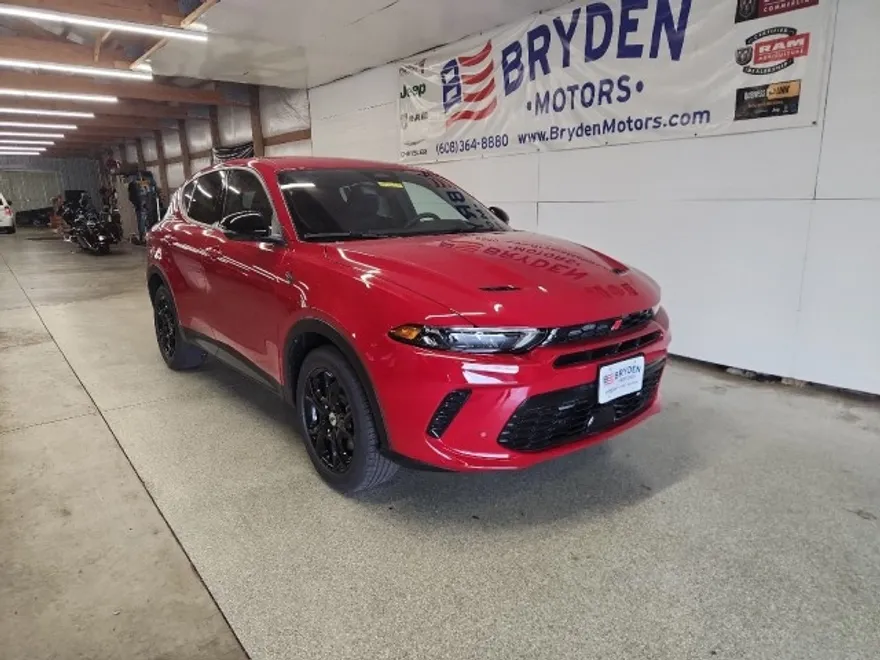 2025 Dodge Hornet GT photo 1