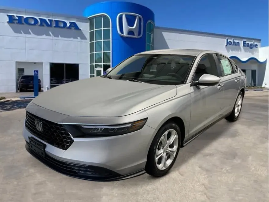 2025 Honda Accord LX photo 1
