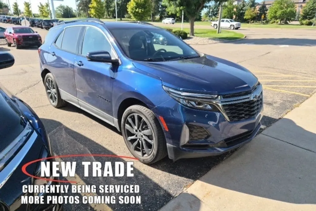 2023 Chevrolet Equinox RS photo 1