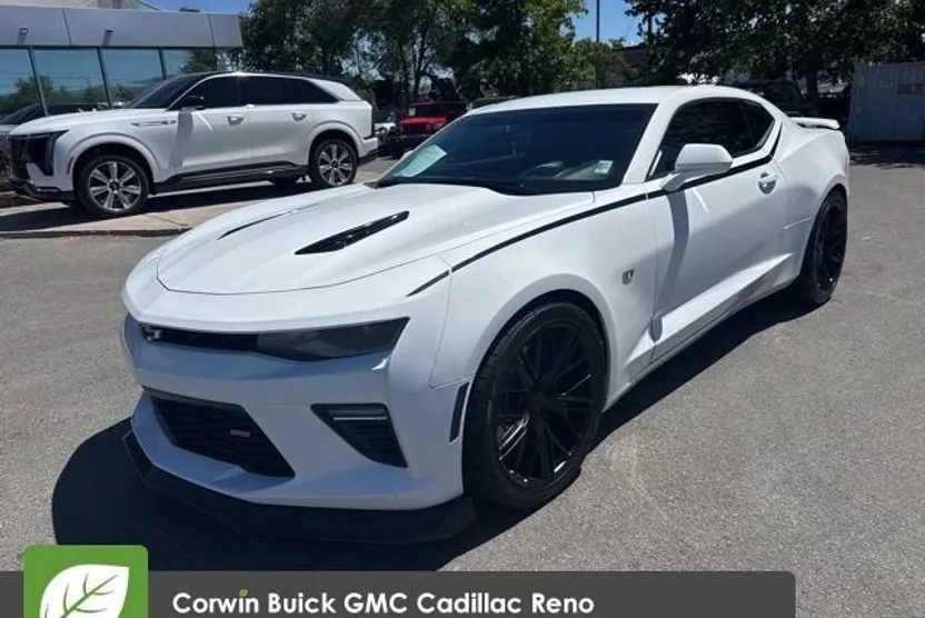 2016 Chevrolet Camaro SS photo 1