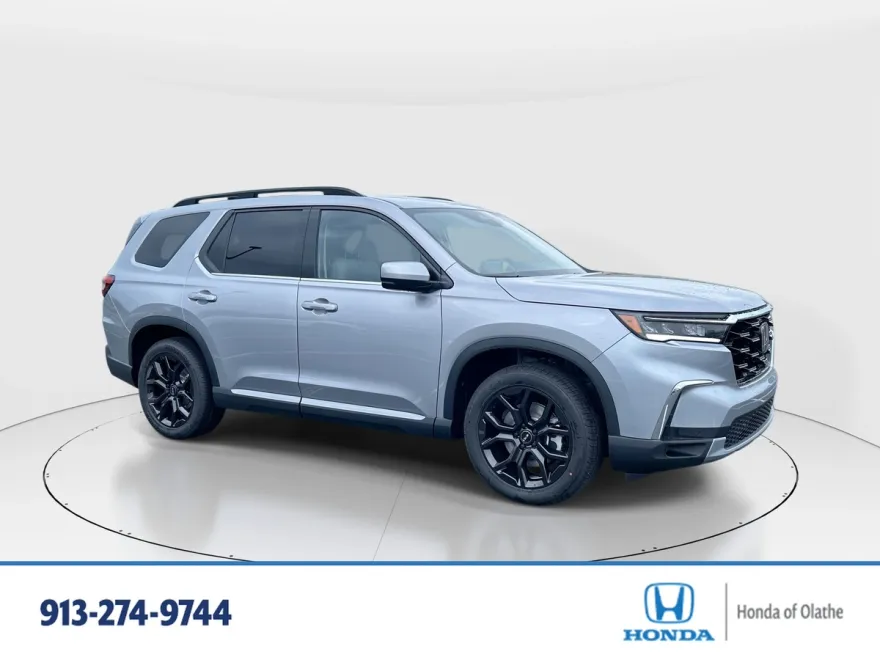 2025 Honda Pilot Touring photo 1