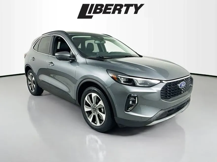2023 Ford Escape Hybrid Platinum photo 1