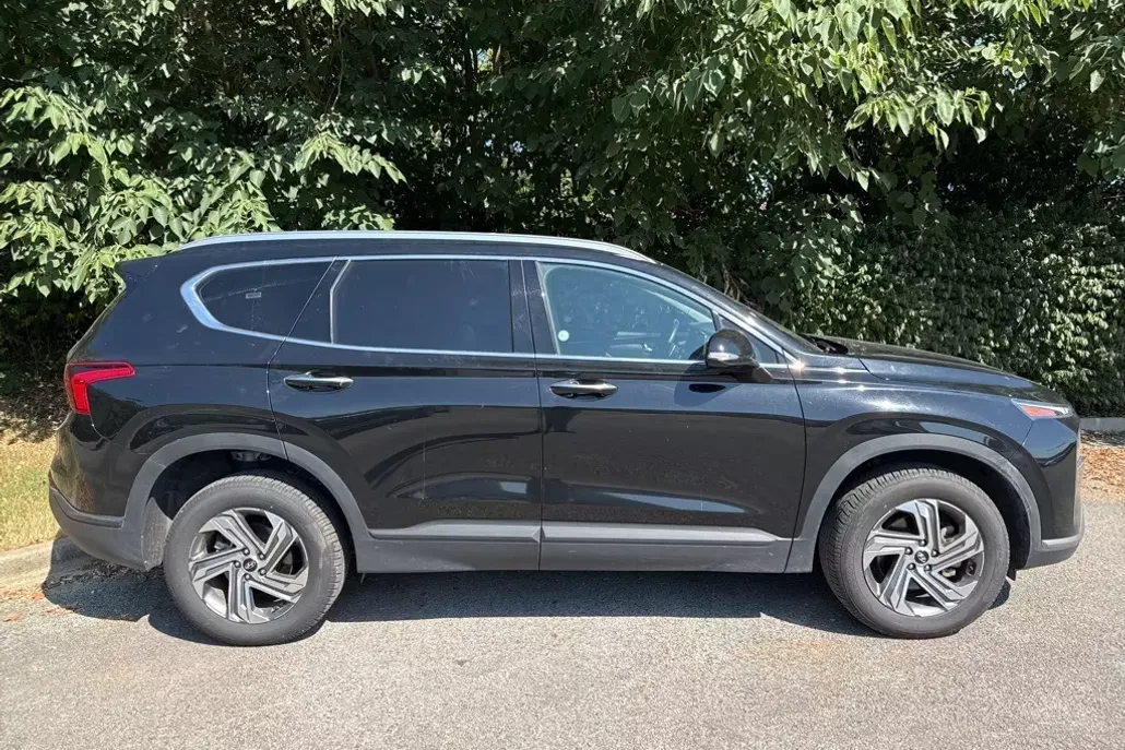 2023 Hyundai Santa Fe SEL photo 1
