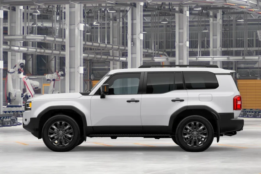 2026 Toyota Land Cruiser photo 1
