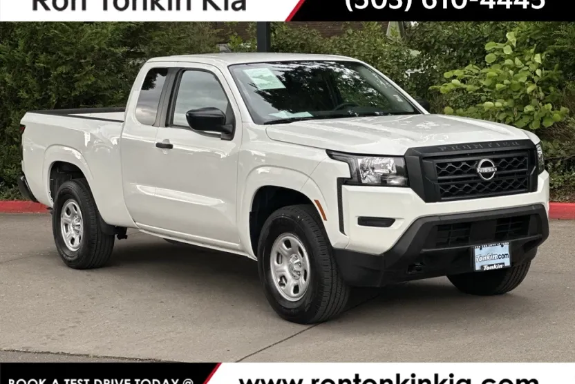 2023 Nissan Frontier S photo 1