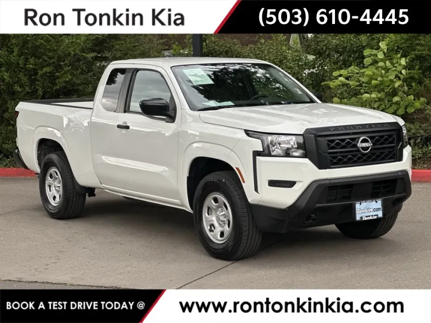 2023 Nissan Frontier S photo 1