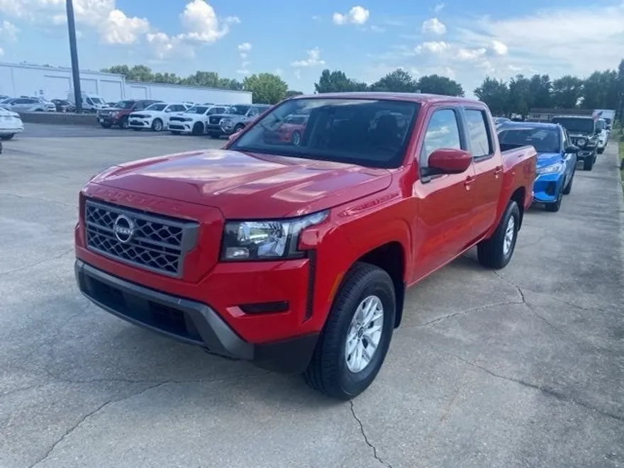 2024 Nissan Frontier SV photo 1