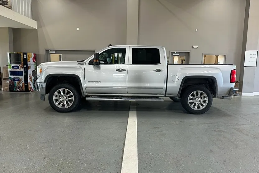 2014 Gmc Sierra 1500 SLT photo 1